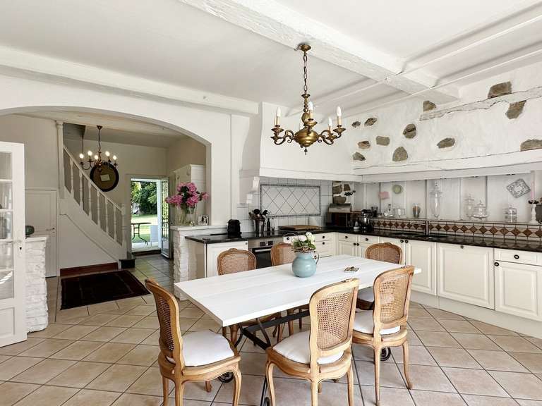 Maison Saint-Martin-de-Seignanx - 7 chambres - 310m²