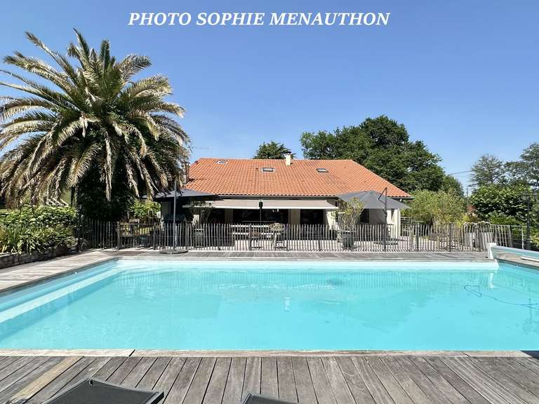 Maison Peyrehorade - 5 chambres - 300m²