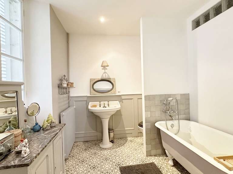 Maison Peyrehorade - 5 chambres - 375m²