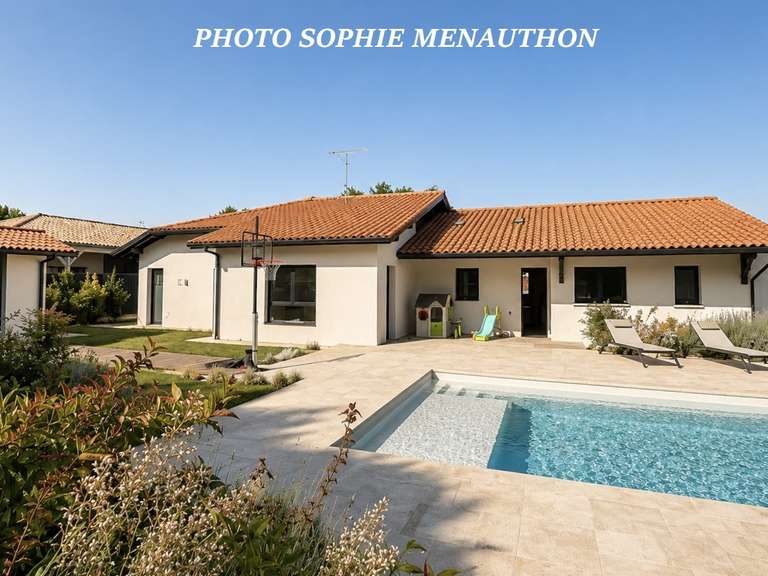 Maison Mées - 3 chambres - 156m²