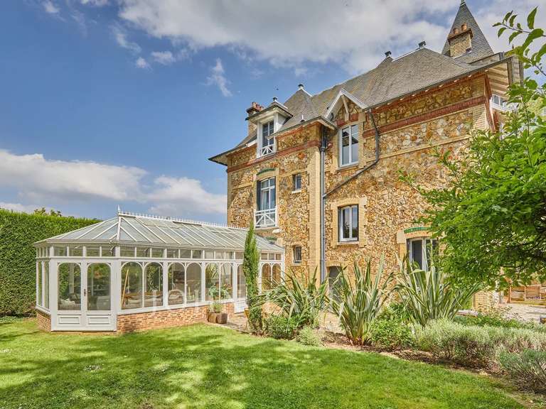 Maison Orgeval - 6 chambres - 566m²