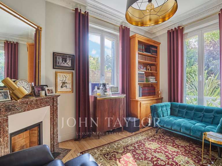 Maison Orgeval - 6 chambres - 566m²