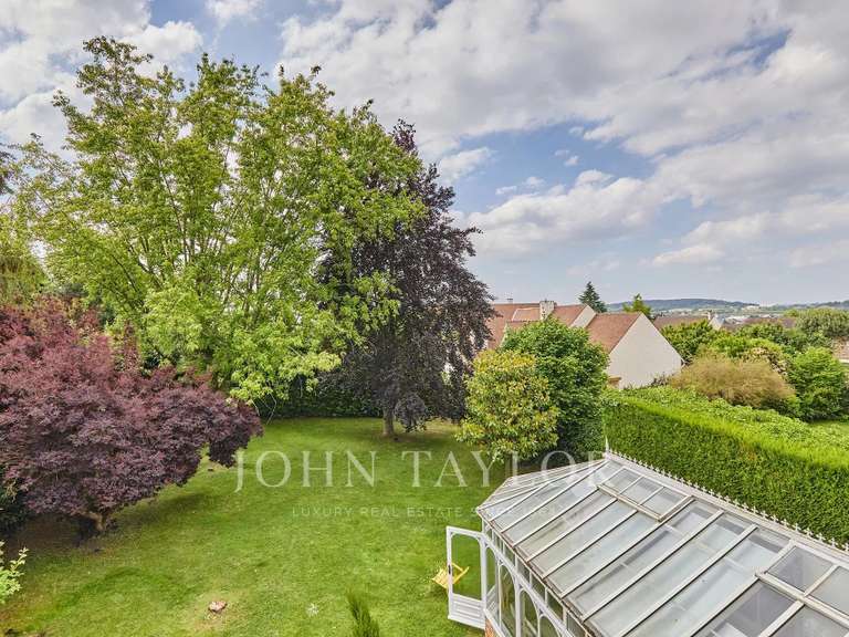 Maison Orgeval - 6 chambres - 566m²