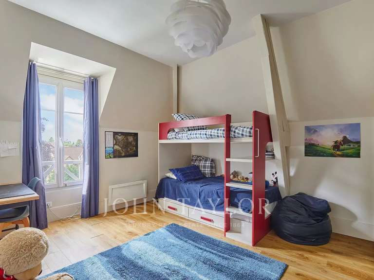 Maison Orgeval - 6 chambres - 566m²