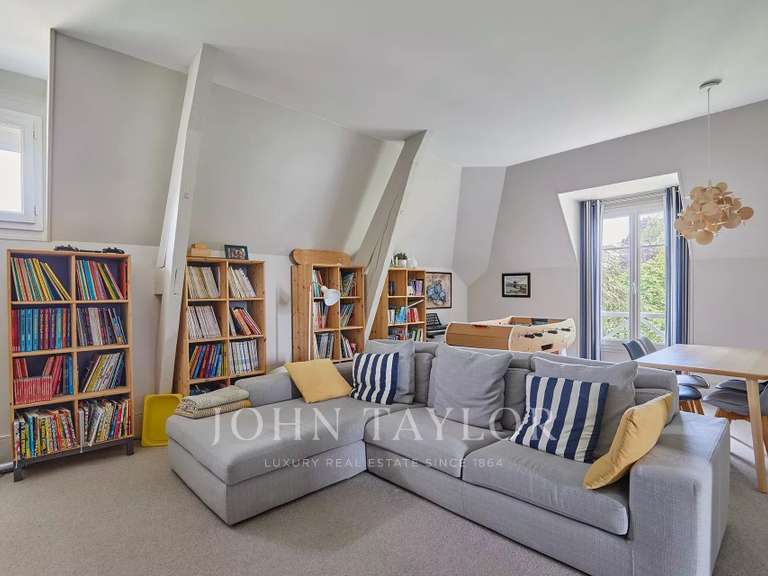 Maison Orgeval - 6 chambres - 566m²