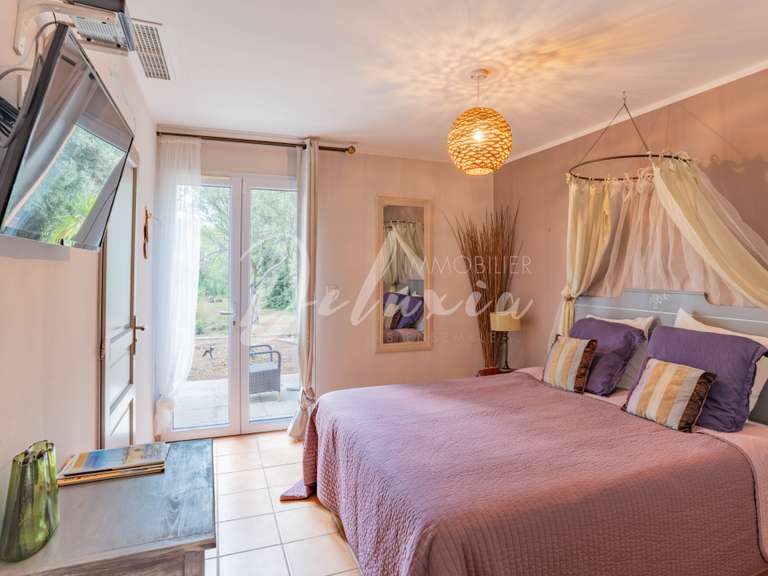 House Lorgues - 6 bedrooms