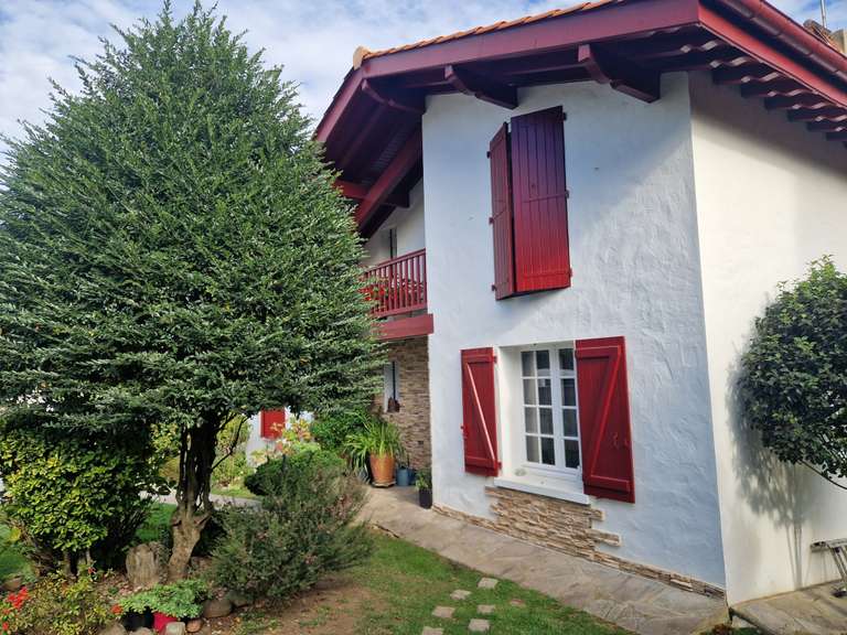 Maison Saint-Jean-de-Luz - 3 chambres - 129m²