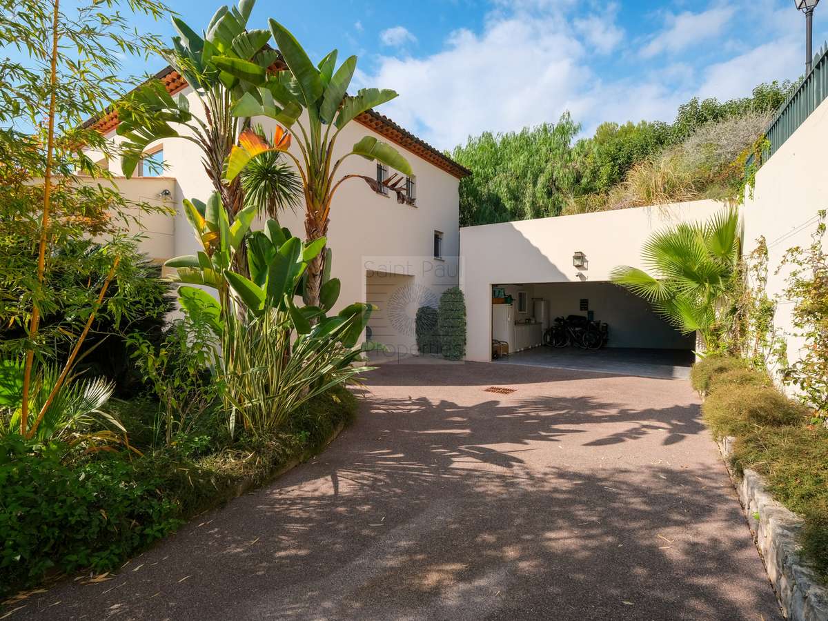 House Villeneuve-Loubet