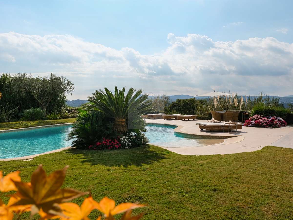 House Villeneuve-Loubet