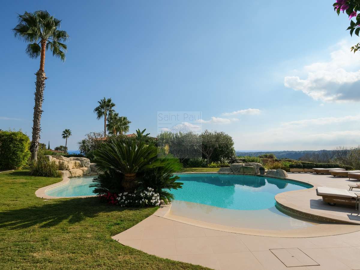 House Villeneuve-Loubet