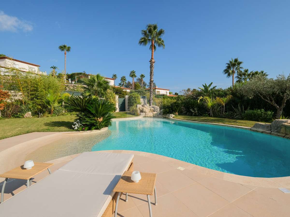 House Villeneuve-Loubet