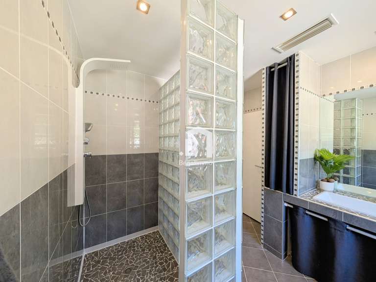 Maison Bourgoin-Jallieu - 4 chambres