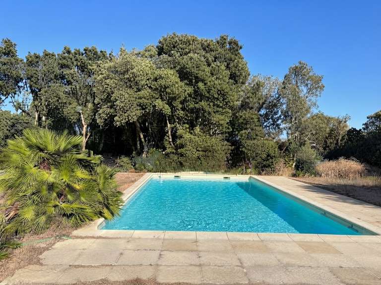 House Bonifacio - 3 bedrooms