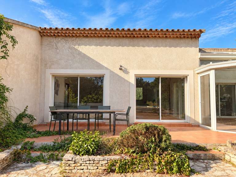 House Bonifacio - 3 bedrooms