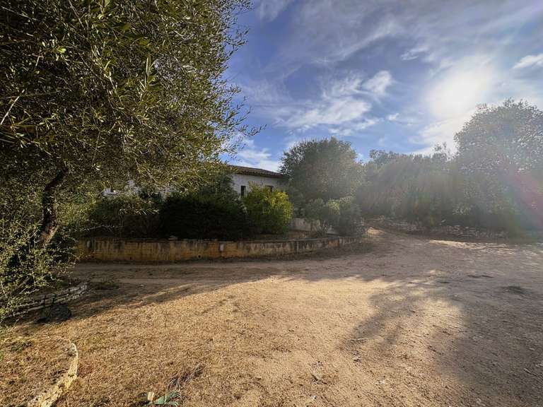 House Bonifacio - 3 bedrooms