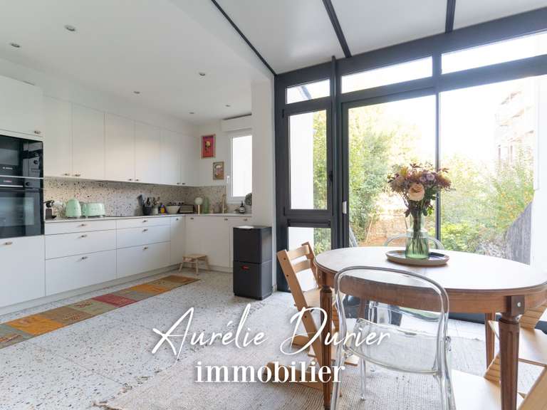 Maison Tours - 5 chambres - 148m²