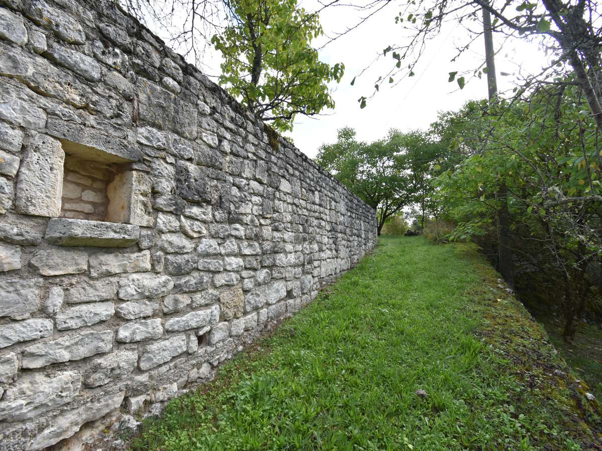Maison Montaigu-de-Quercy
