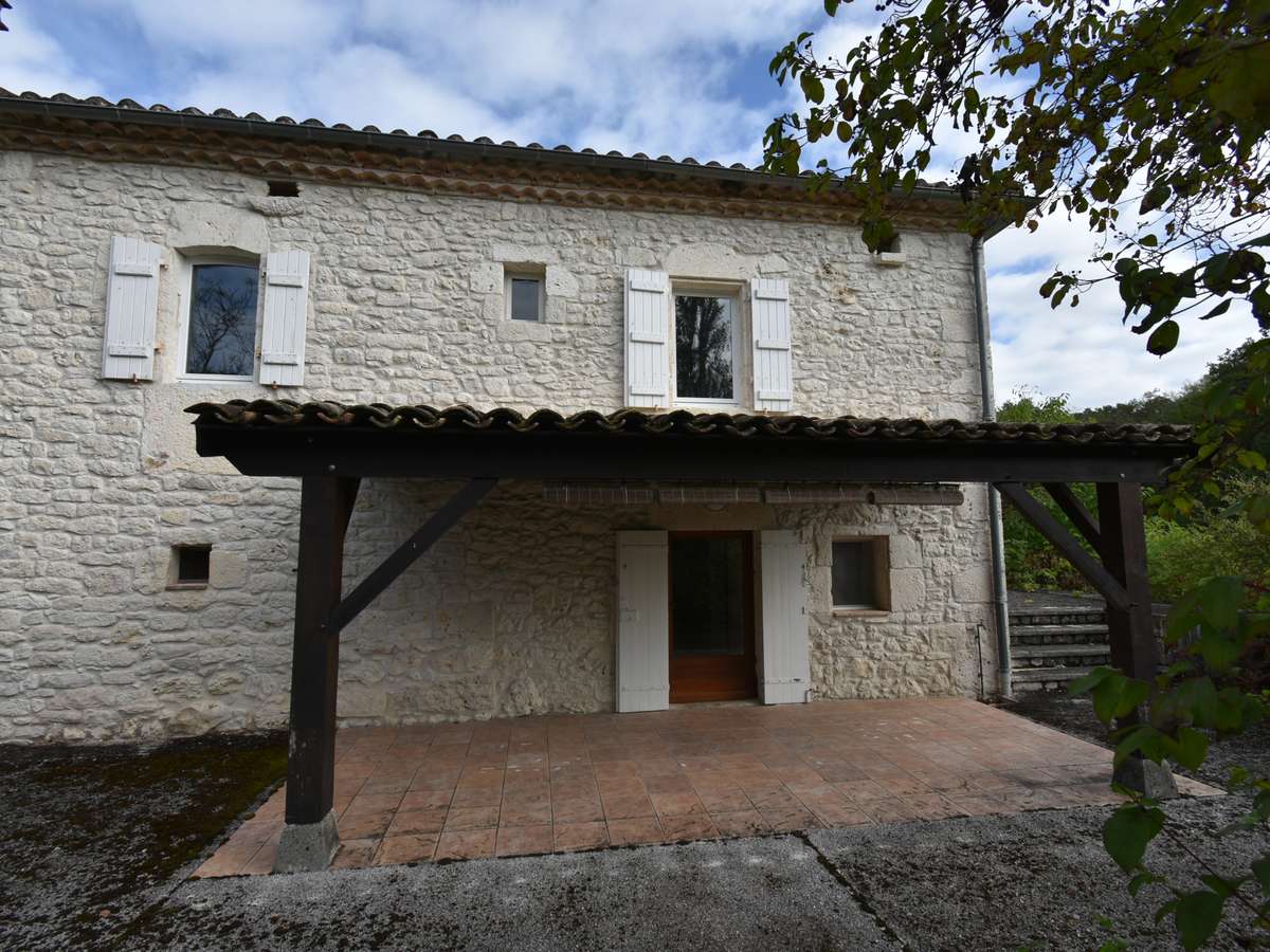 Maison Montaigu-de-Quercy