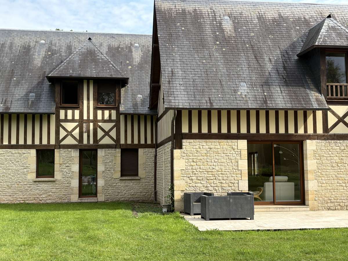 Maison Saint-Étienne-la-Thillaye