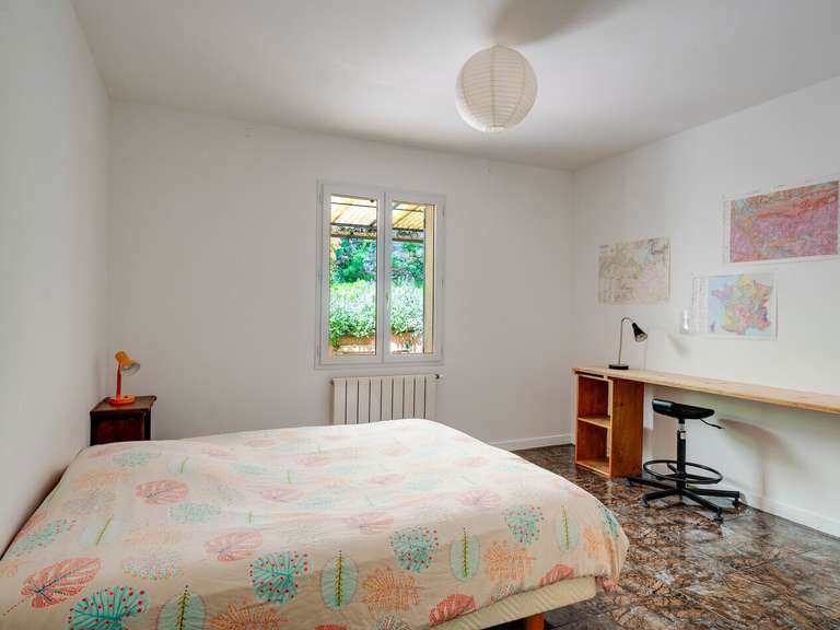 Maison Lauris - 6 chambres - 232m²