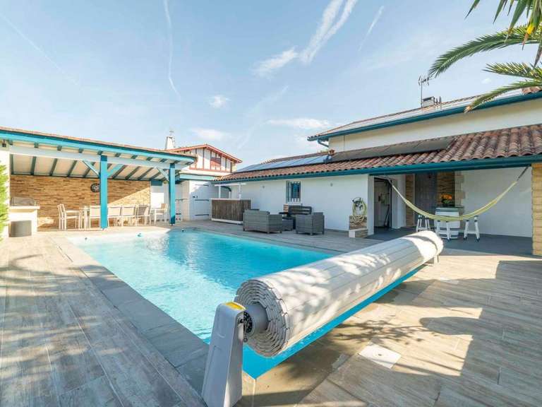 Maison Arcangues - 4 chambres - 141m²