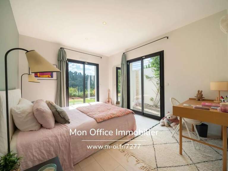 Maison Saint-Marc-Jaumegarde - 4 chambres - 240m²