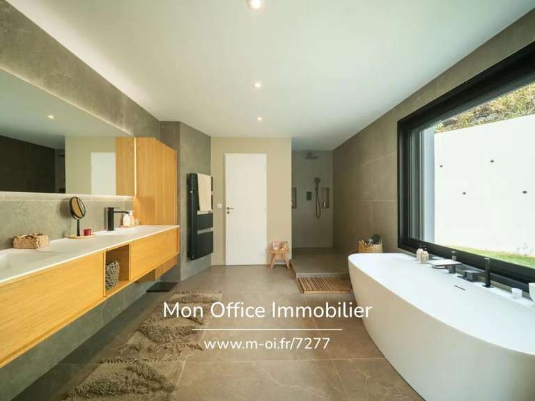 Maison Saint-Marc-Jaumegarde - 4 chambres - 240m²