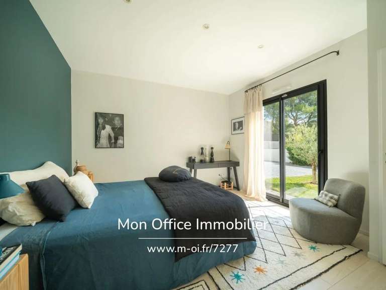 Maison Saint-Marc-Jaumegarde - 4 chambres - 240m²