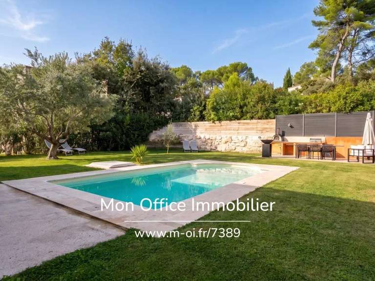 Maison Venelles - 4 chambres - 124m²