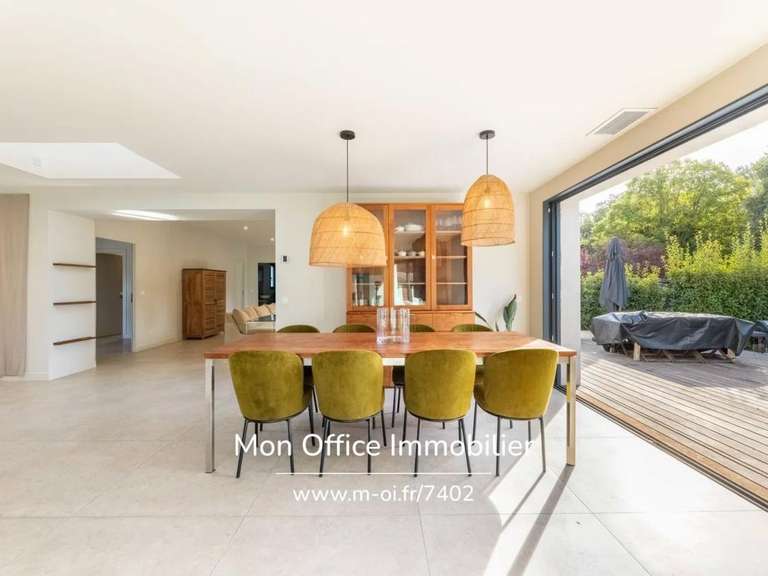 Maison Saint-Cannat - 3 chambres - 180m²