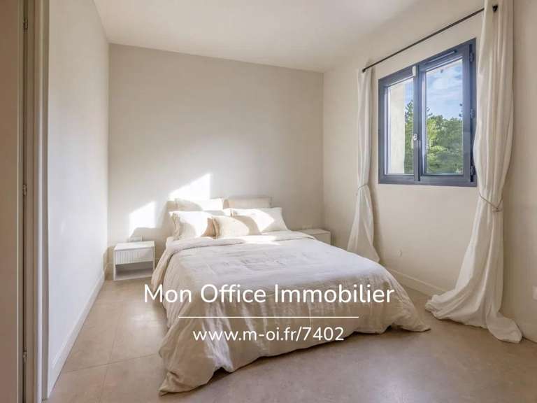 Maison Saint-Cannat - 3 chambres - 180m²