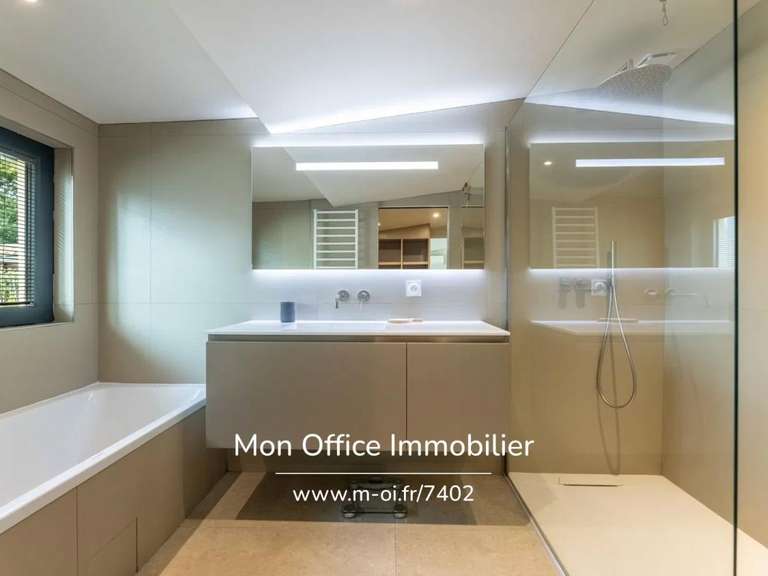 Maison Saint-Cannat - 3 chambres - 180m²