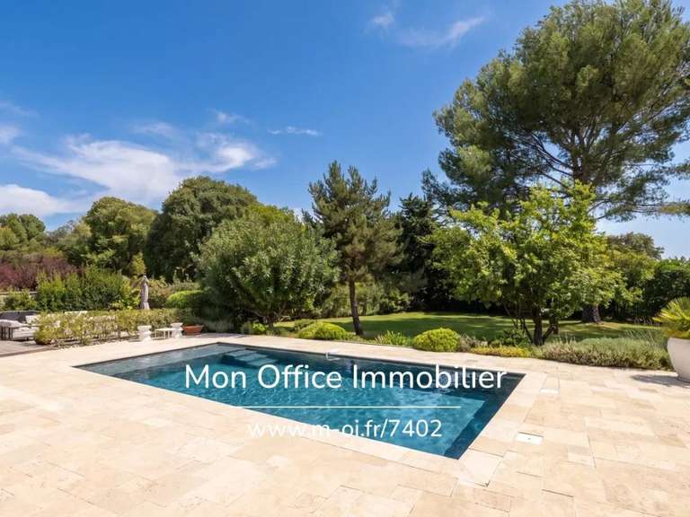 Maison Saint-Cannat - 3 chambres - 180m²