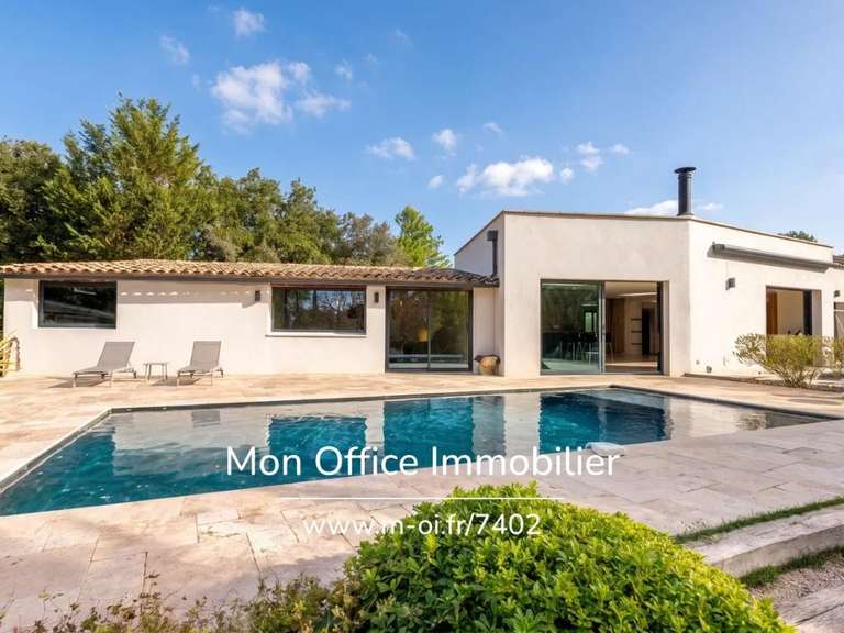 Maison Saint-Cannat - 3 chambres - 180m²