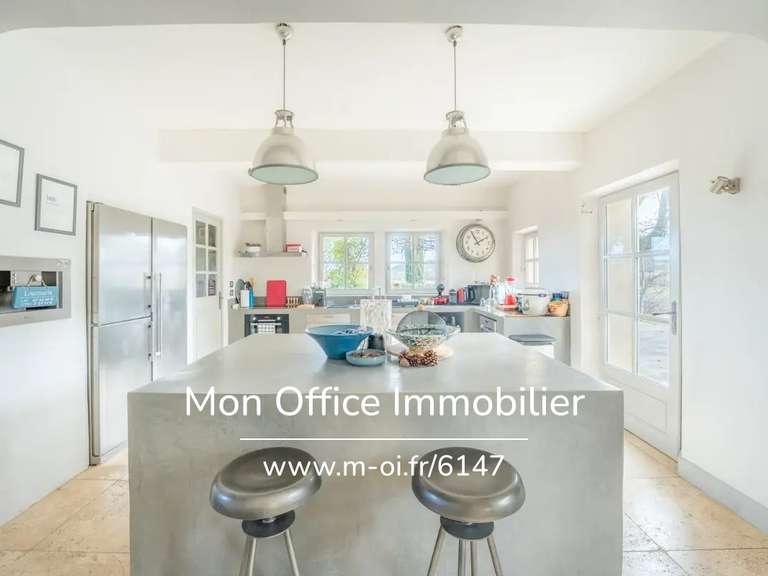 Maison Lourmarin - 6 chambres - 290m²