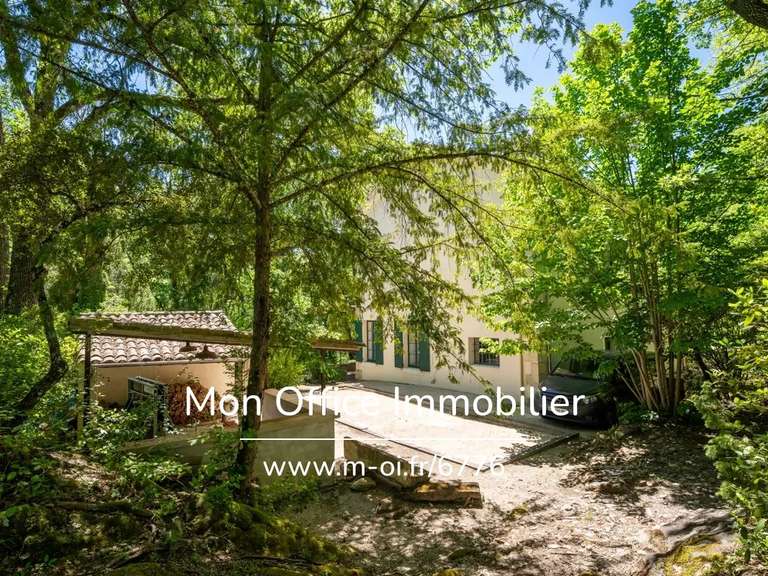 Maison Lourmarin - 6 chambres - 300m²