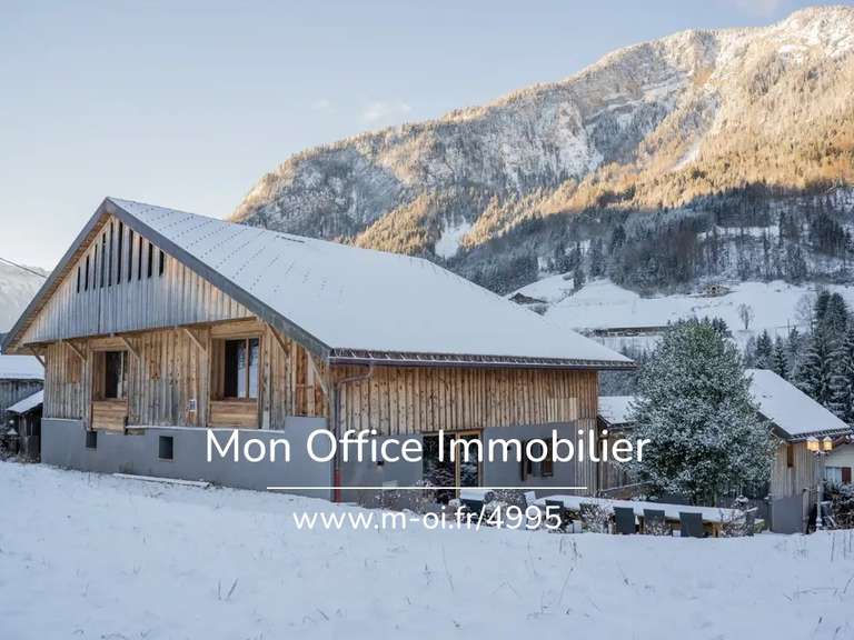 Maison Le Petit-Bornand-les-Glières - 5 chambres - 413m²