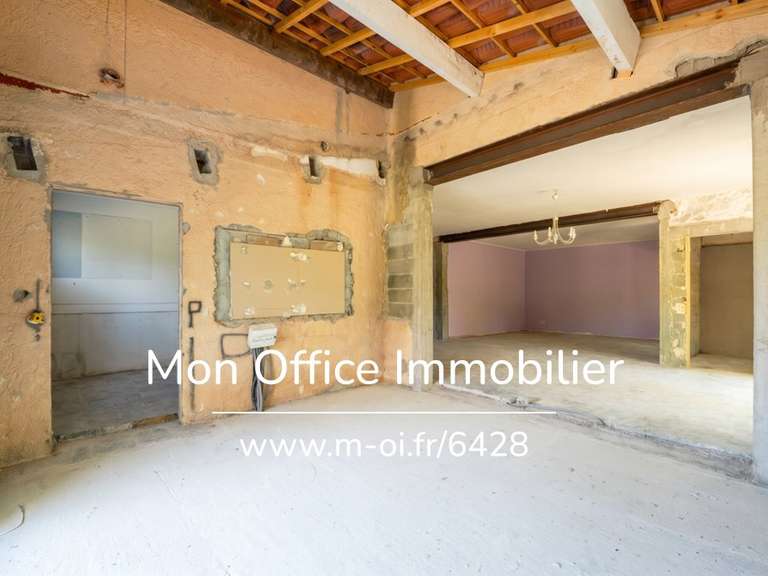 Maison Ventabren - 5 chambres - 160m²