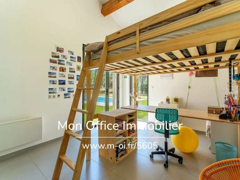 Maison Trets - 4 chambres - 220m²