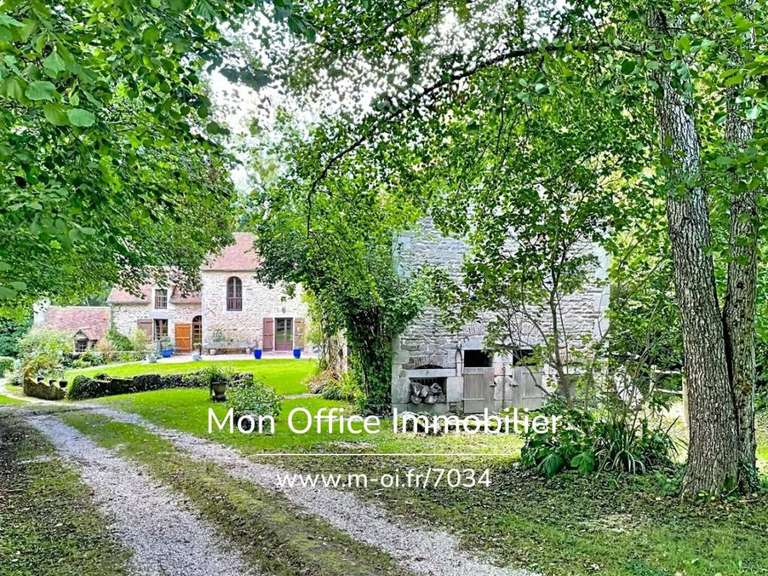Maison Cuissai - 5 chambres - 210m²