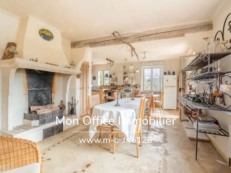 Maison Lauris - 4 chambres - 168m²