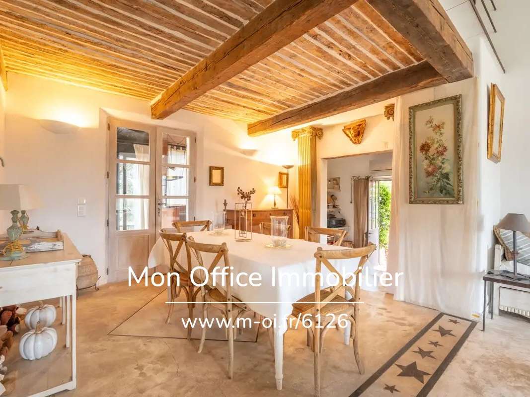 Maison Lauris