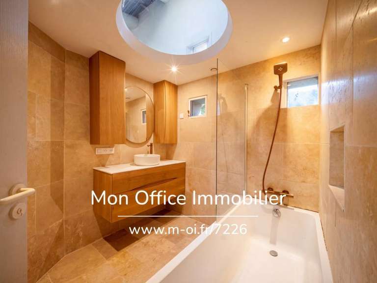 Maison Aix-en-Provence - 4 chambres - 194m²