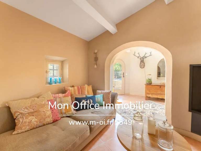 Maison Rognes - 8 chambres - 375m²