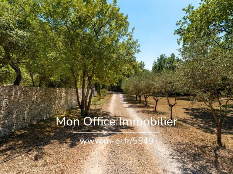 Maison Rognes - 8 chambres - 375m²