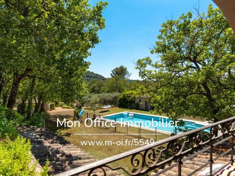 Maison Rognes - 8 chambres - 375m²