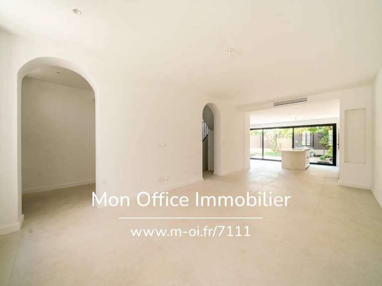 Maison Aix-en-Provence - 3 chambres - 132m²