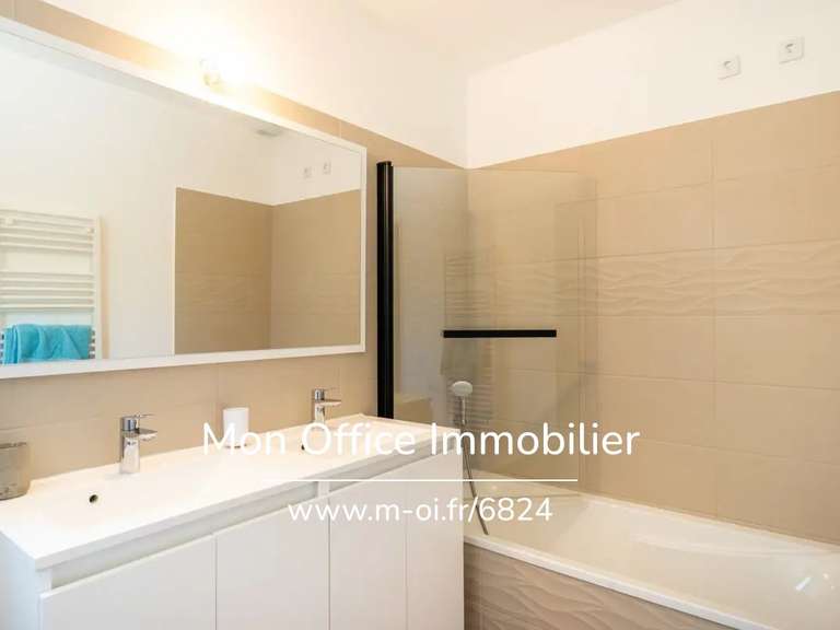 Maison Ventabren - 4 chambres - 100m²