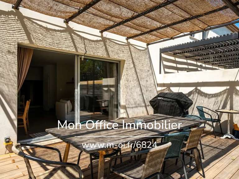 Maison Ventabren - 4 chambres - 100m²