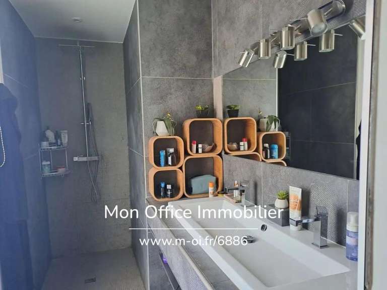 Maison Éguilles - 4 chambres - 246m²
